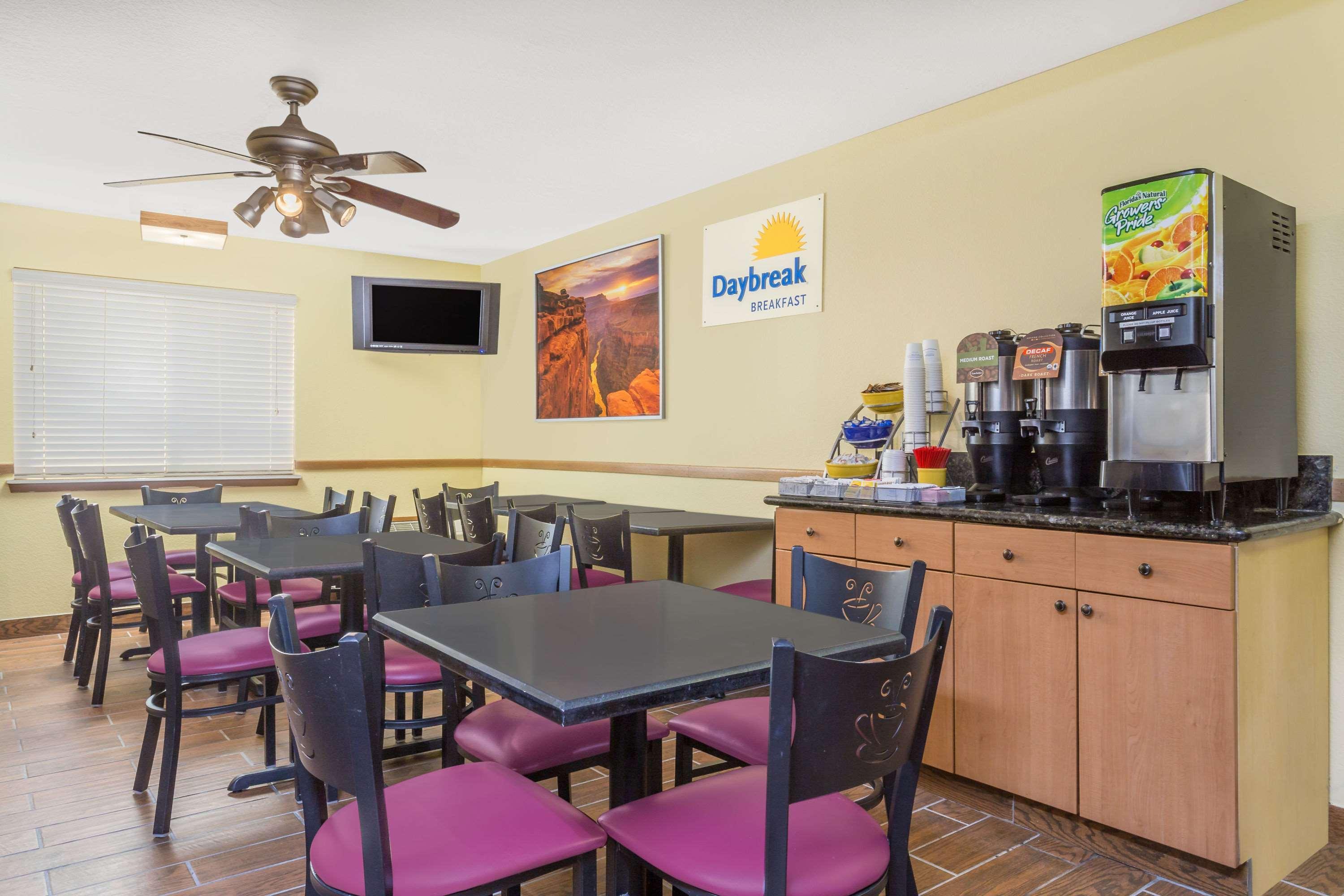Days Inn By Wyndham Moab Eksteriør billede