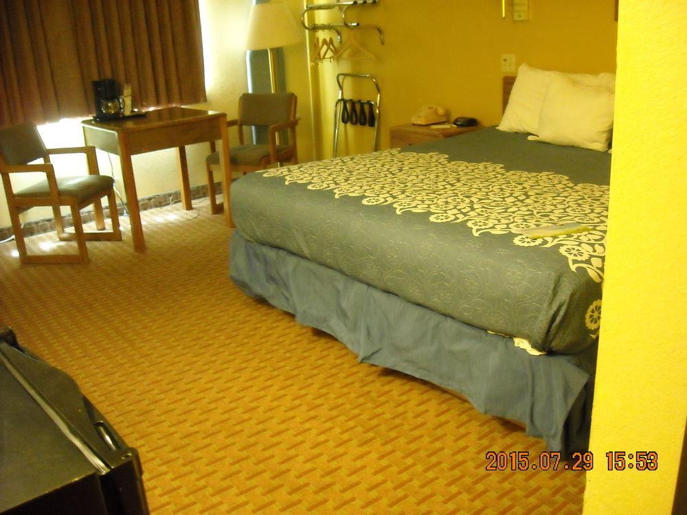 Days Inn By Wyndham Moab Eksteriør billede