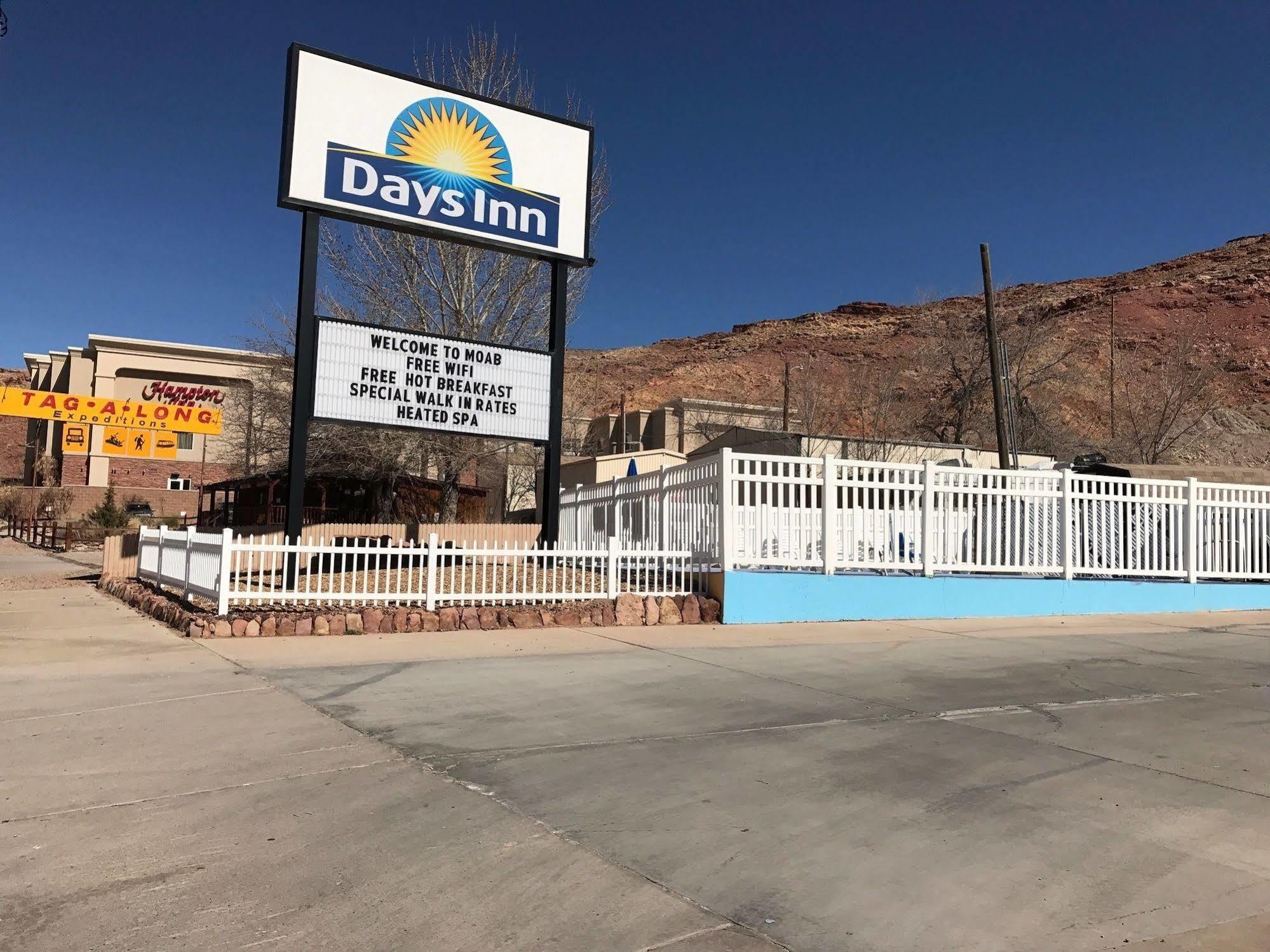 Days Inn By Wyndham Moab Eksteriør billede